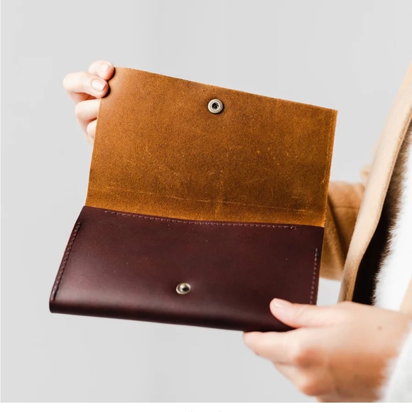 Portland Leather Company Leather Ranch Wallet - Picture 2 of 3